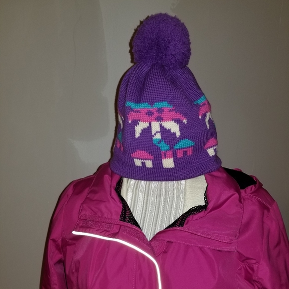 Igloos pom hat - Picture 4 of 4